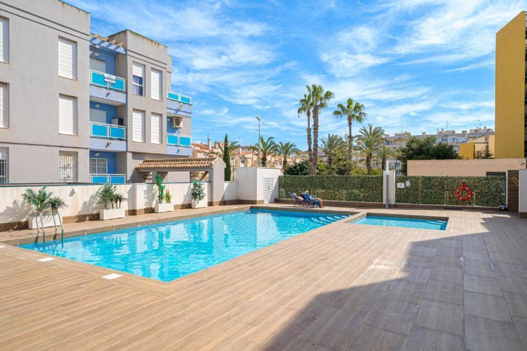 Brilliant Apartment Cibeles Torrevieja Eksteriør billede